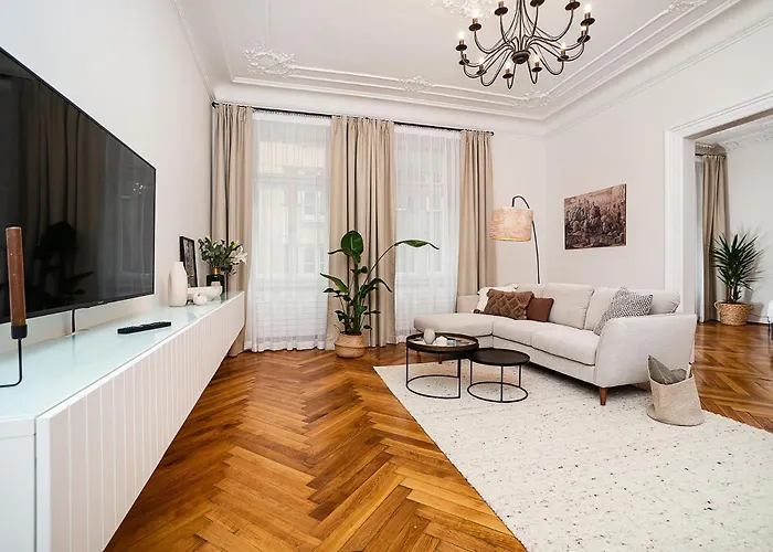 דירה Luxurious Two-bedroom In The Old Town
