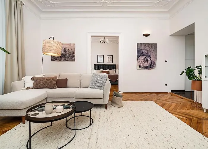 Luxurious Two-bedroom In The Old Town * פראג