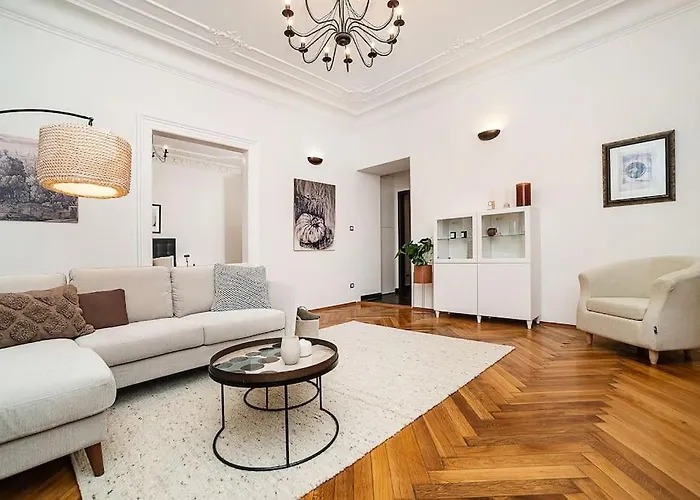 דירה Luxurious Two-bedroom In The Old Town