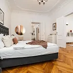 Luxurious Two-bedroom In The Old Town Praag